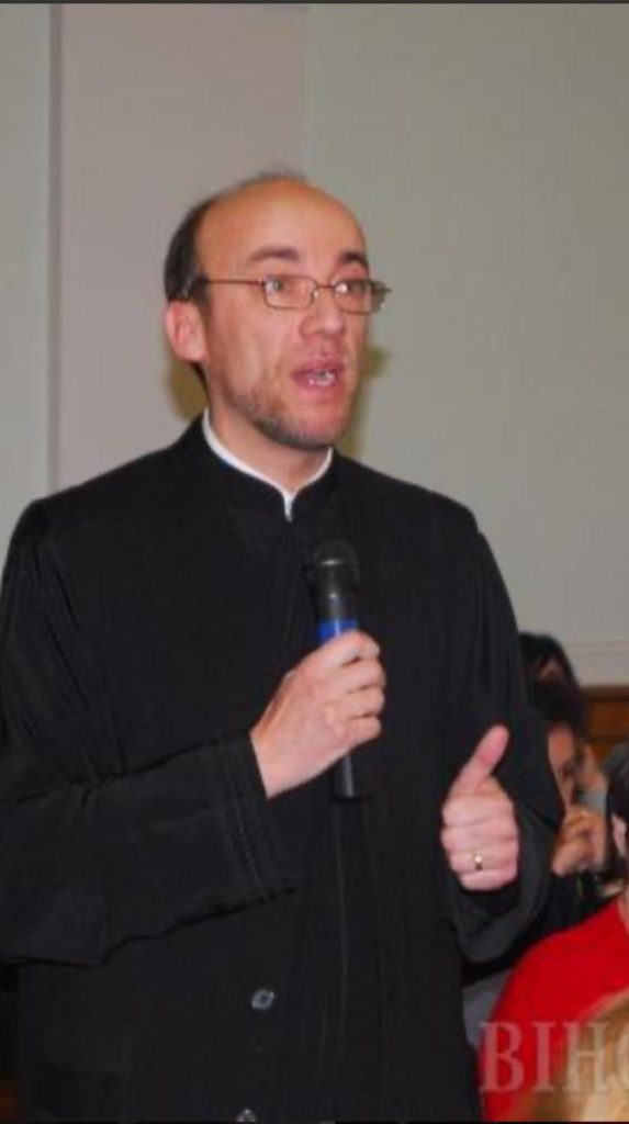 Magistrații Ionescu Diana Anca, Ioan Timiș, Denisa Vidican, Rareș Șerban, Gabriela Antohi, Luca Mihaela, Vladimir Munteanu și polițiștii Diugan Dana, Tuduce Alin și Vâșcan Alina – artizanii unui dosar penal fals 7 Rus Valer pedofil secta gardner