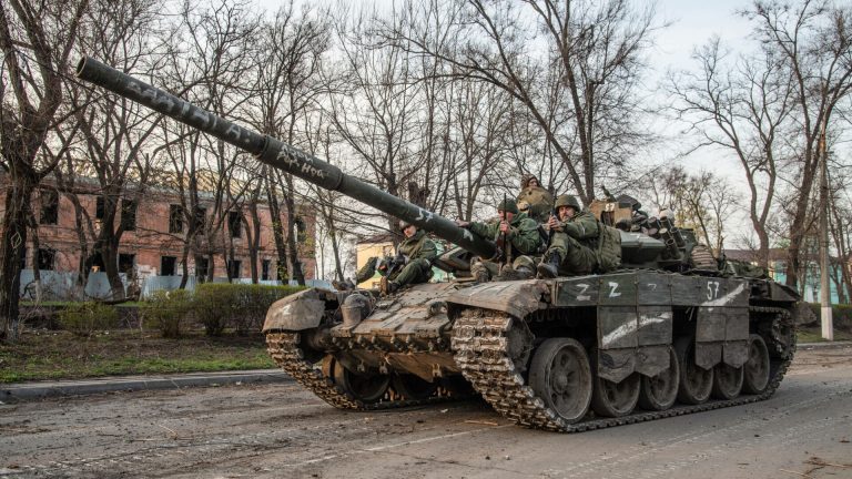 Trupele ruse continua cuceririle pe frontul estic din Ucraina
