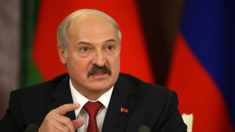 Lukasenko acuza SUA ca vor sa intoarca rusii impotriva Chinei