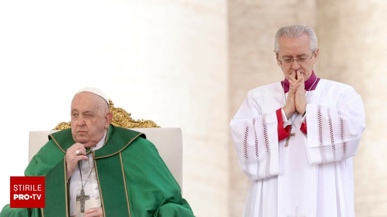 Papa Francisc diagnosticat cu dubla pneumonie Vaticanul Rugati va in continuare pentru el