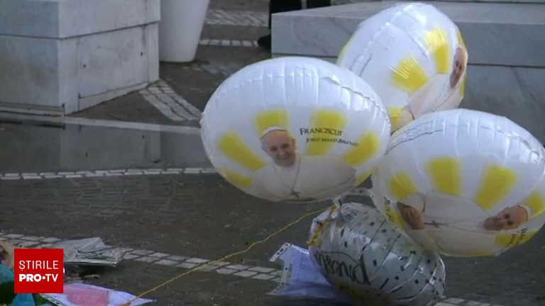 Sanatatea Papei Francisc sa imbunatatit dar medicii sunt precauti