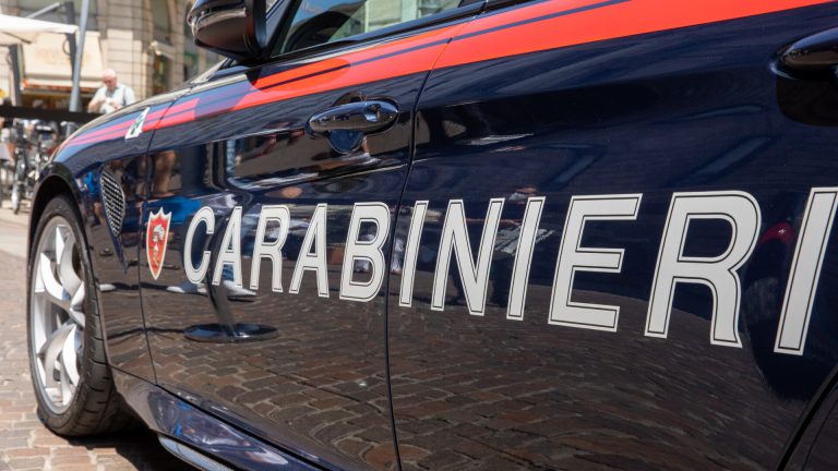 Tanar roman impuscat mortal de agent in jaf la Roma