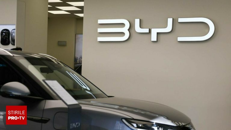 Chinezii BYD au stabilit record la bursa dupa lansarea unei masini electrice