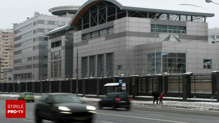 GRU a creat universitati pentru sabotaj in Occident Un vecin al Romaniei ofera cei mai multi studenti