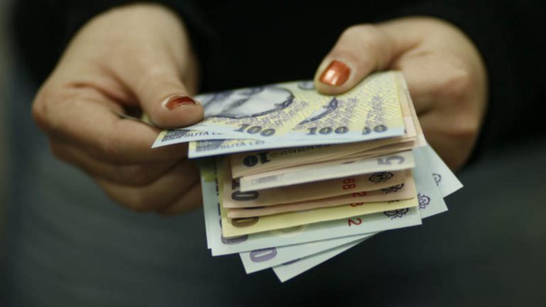 Scumpiri in toate sectoarele economiei pana in mai