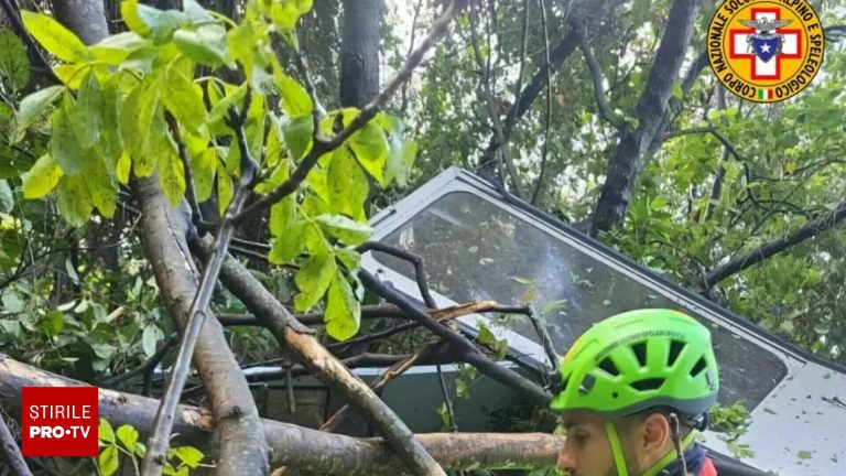 Cel putin patru morti in Italia dupa prabusirea telecabinei