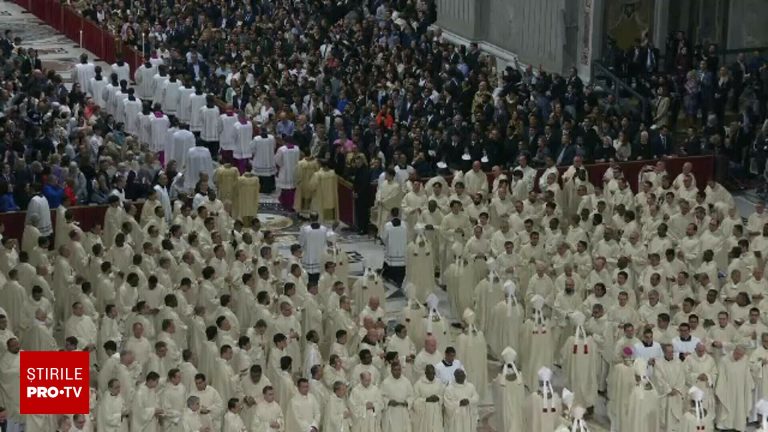 Cine a adus Lumina in locul Papei Francisc