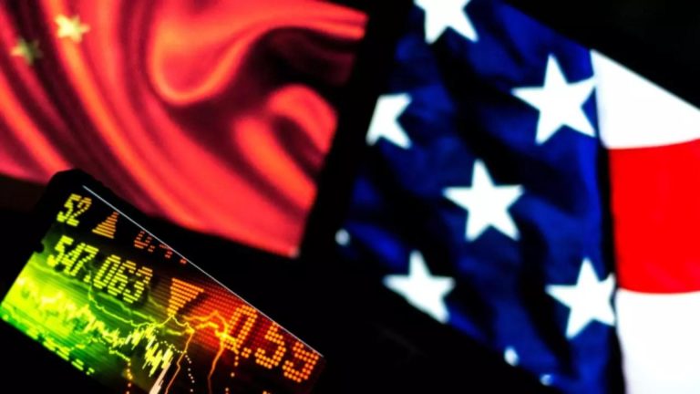 Cine a pierdut si cine a castigat dupa anuntul SUA privind pauza de taxe de 90 de zile Rares Bogdan Trump ar putea fi acuzat de manipularea pietelor