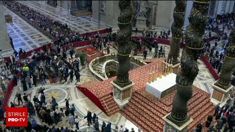 Peste 500000 asteptati la inmormantarea Papei Francisc