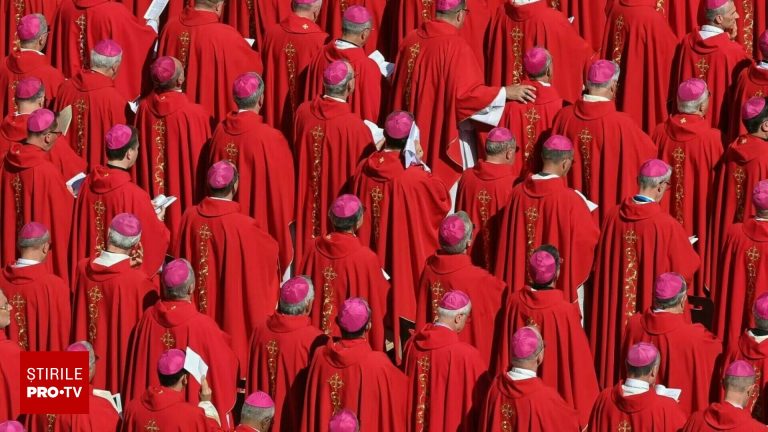 Ce inseamna numele papei Lumea asteapta aparitia noului pontif