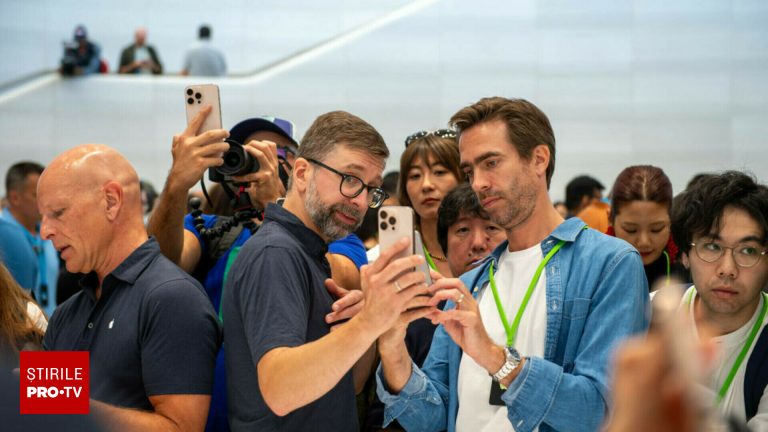 Donald Trump doreste ca iPhone urile sa fie fabricate in SUA