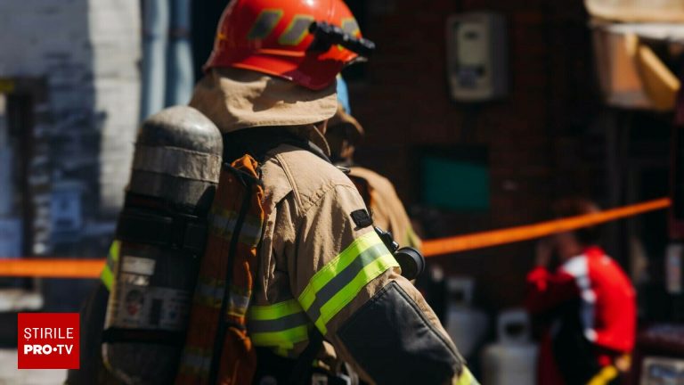Explozii in Cernauti atac cu dorne incendiu la gara