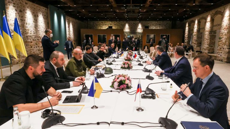 Rusia a ales terenu pentru discutiile cu Ucraina