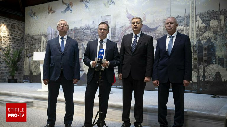 Ucraina acuza Rusia de simularea unui proces de pace