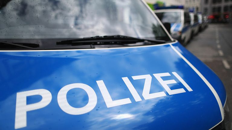 Accident aviatic in Germania avion usor prabusit pe cladire