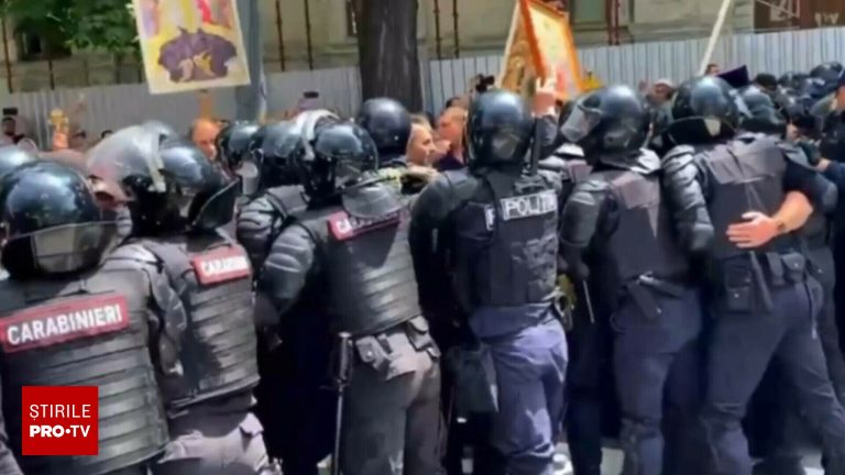 Altercatii la marsul Pride din Chisinau Protestatarii normalitatii sau luptat cu politia