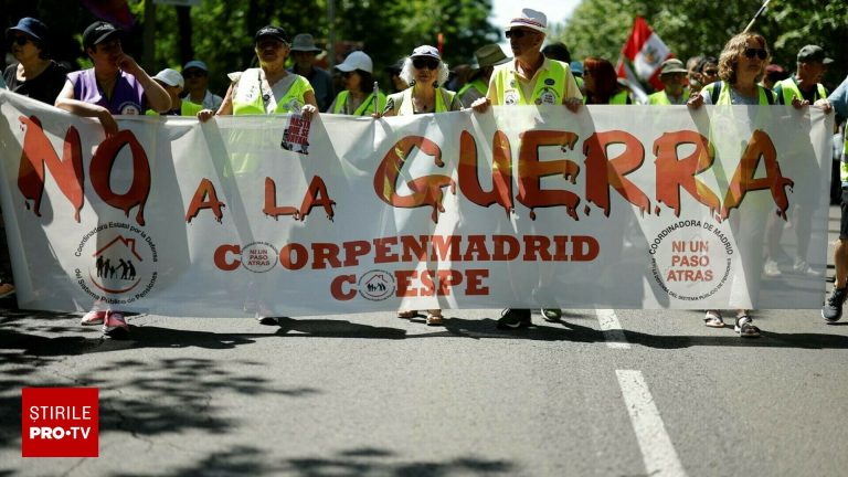 Aproximativ 3000 de oameni au protestat la Madrid