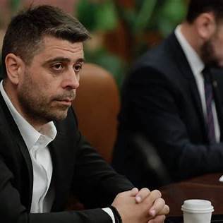 Laurentiu Adrian Neculaescu %E2%80%93 presedinte al Administratiei Fondului pentru Mediu corupt 1