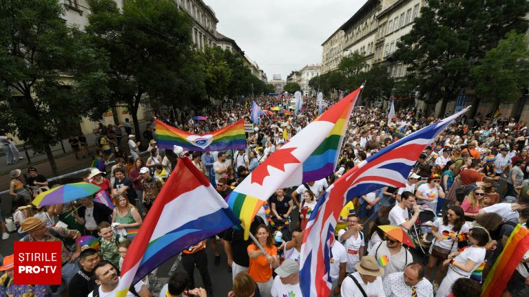 Marsul Pride din Budapesta se desfasoara in ciuda interdictiei lui Orban