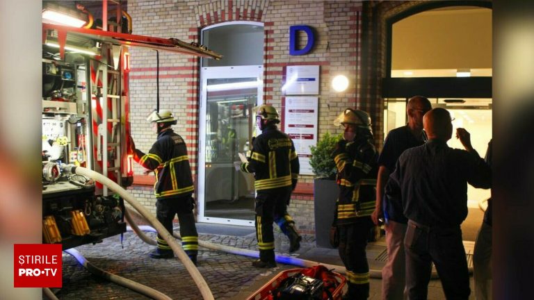 Trei persone au murit zeci ranite intr un incendiu la spital in Germania