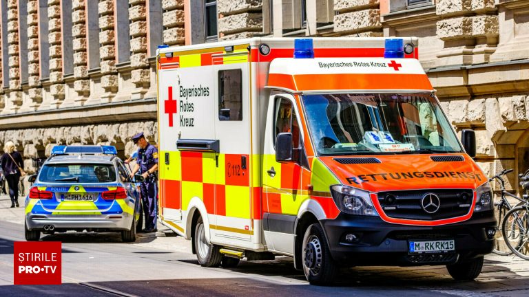 incident bizar in germania barbat cu masina in mulime