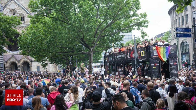 Cel putin 13 persoane in stare critica dupa festivalul techno din Berlin