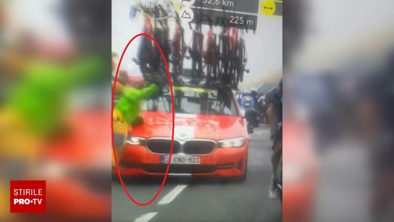 Incident grav la Turul Frantei masina unei echipe a lovit o spectatoare VIDEO