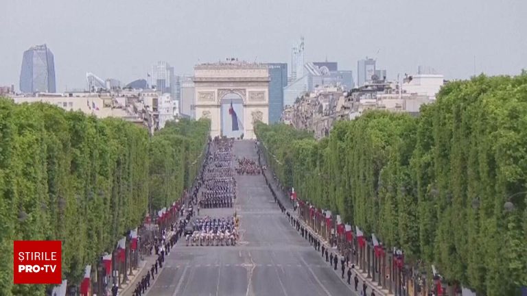 Parada Frantei Macron Libertatea necesita frica