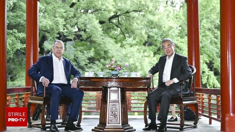 Serghei Lavrov a avut o intalnire cu ministrul chinez de Externela Beijing