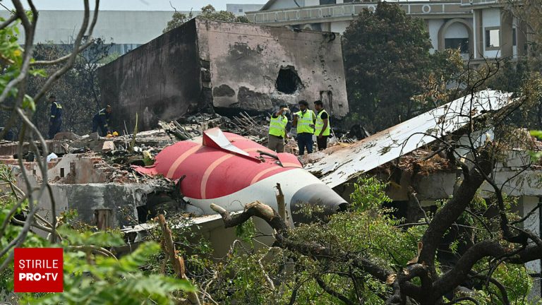 tragedia aviatica din india alimentarea motoarelor oprita inainte de prabusire
