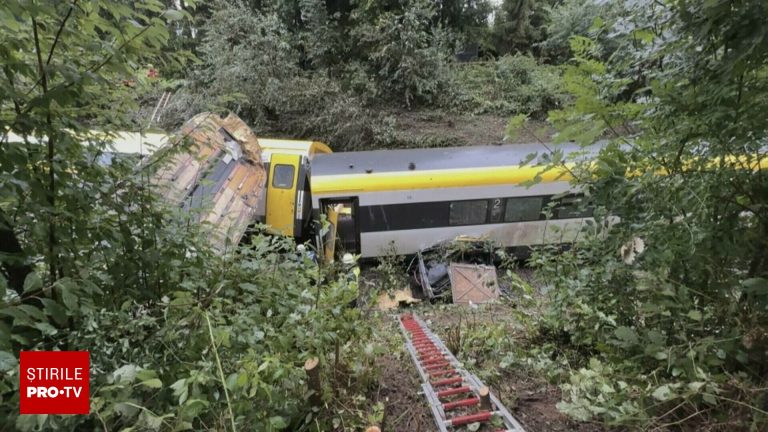 tren cu 100 de pasageri deraiat in germania