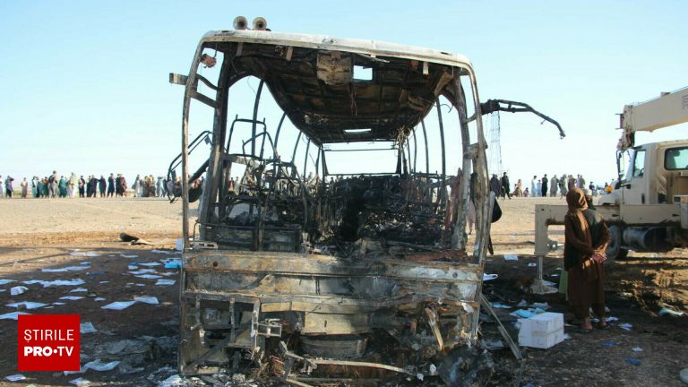 76 de persoane au murit intr un accident de autocar in Afganistan