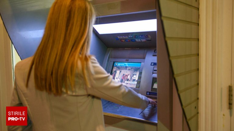 Bancile din Grecia renunta la comisioanele de retragere ATM