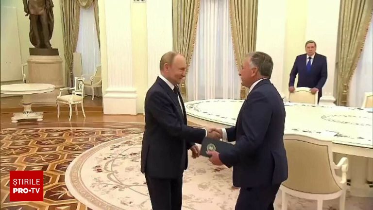 Trump a amenintat Rusia cu sanciuni suplimentare n timp ce emisarul su discuta cu Putin