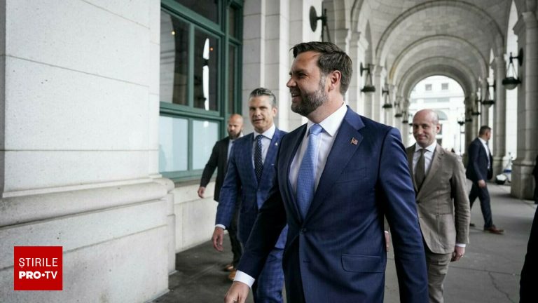 Vicepresedintele SUA JD Vance huiduit in gara