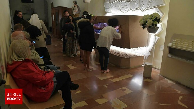 Primul sfant 2 0 la Vatican adolescent canonizat