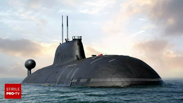 Submarin rusesc cu probleme tehnice grave langa Gibraltar
