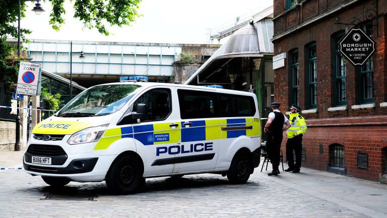 Un roman acuzat de vandalizarea sinagogilor din Londra