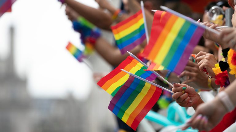 Ungaria a interzis marsul LGBT din Pecs promisiunea comunitatii