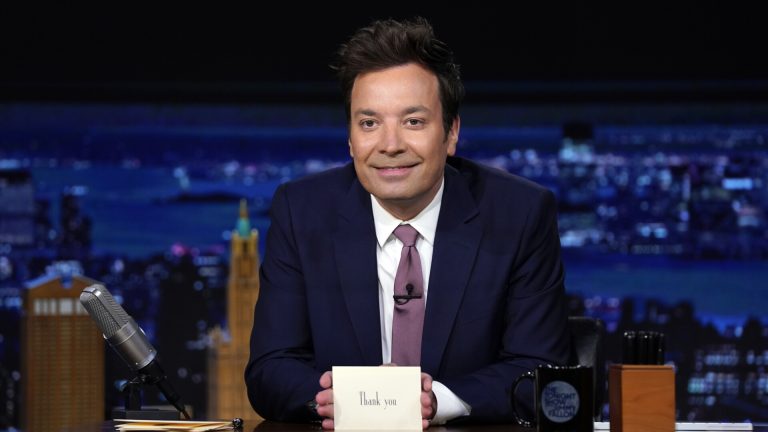 jimmy fallon promite sa discute despre trump in continuare