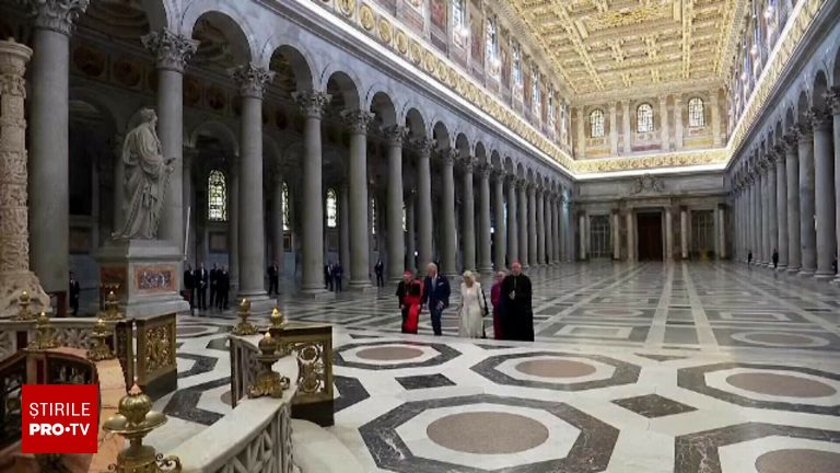 Ce cadouri si au facut regele Charles si Papa Leon