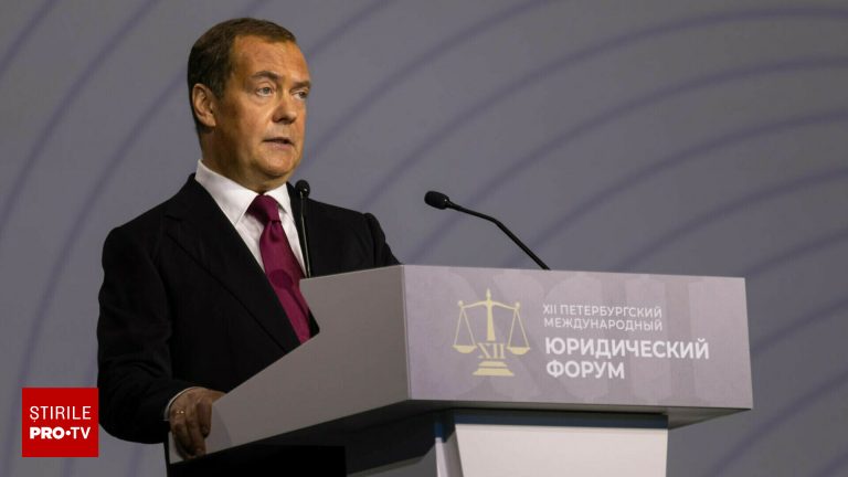 Medvedev amenință Belgia cu „arma apocalipsei”, răspuns ironic. Medvedev ametinca Belgia cu arma apocalipsei raspuns ironic