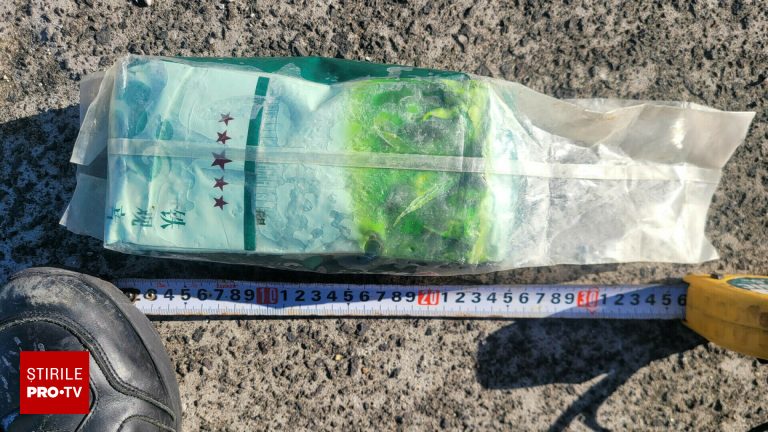38 de kilograme de plicuri de „ceai” pe insulă 38 de kilograme de plicuri de ceai pe insula