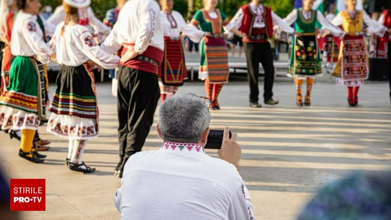 Bulgarii pot anula abonamentul de telefonie dacă operatorul crește abuziv prețul Bulgarii pot anula abonamentul de telefonie daca operatorul creste abuziv pretul