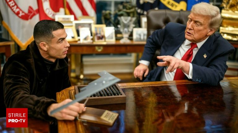 Cadoul neobișnuit oferit de Donald Trump lui Cristiano Ronaldo. Cadoul neobisnuit oferit de Donald Trump lui Cristiano Ronaldo