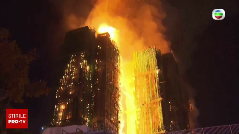 Cum au fost aprinse cele 7 blocuri turn din Hong Kong
