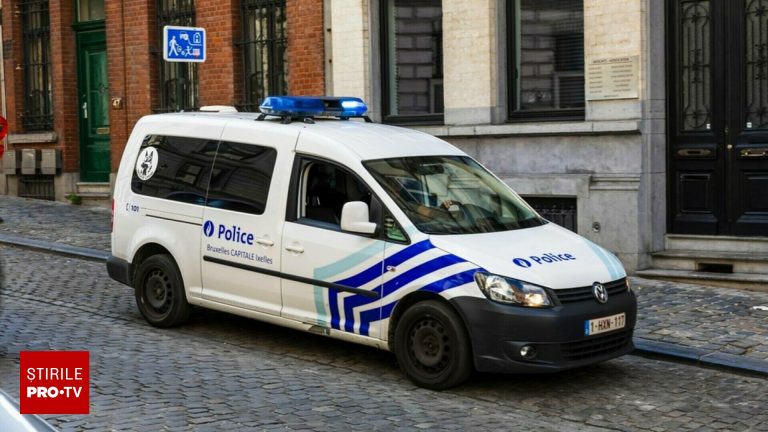 Lovitura data de romani in portul Anvers furtul a 14 masini de teren
