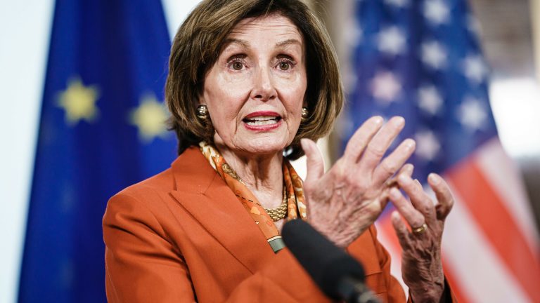Nancy Pelosi se retrage după 40 de ani de carieră. Nancy Pelosi se retrage dupa 40 de ani de cariera
