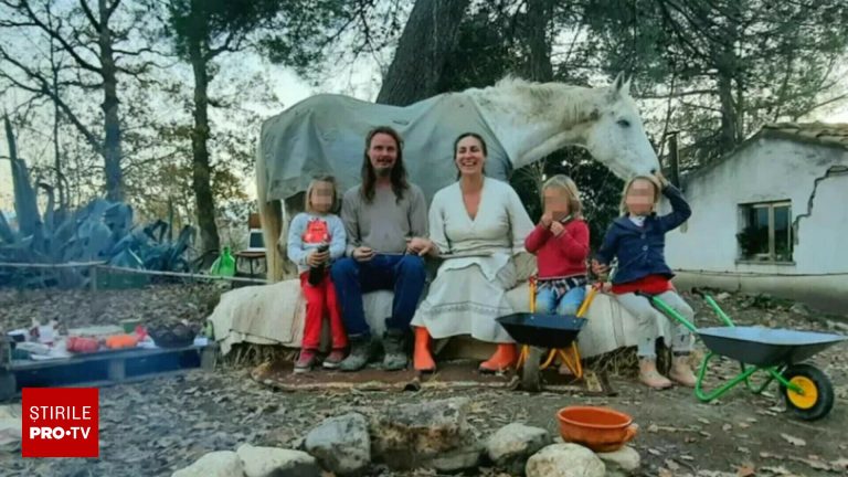O familie izolată în pădurea din Italia și-a pierdut copiii O familie izolata in padurea din Italia si a pierdut copiii