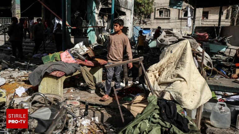 Palestinieni fără adăpost în casa lui Arafat din Gaza Palestinieni fara adapost in casa lui Arafat din Gaza
